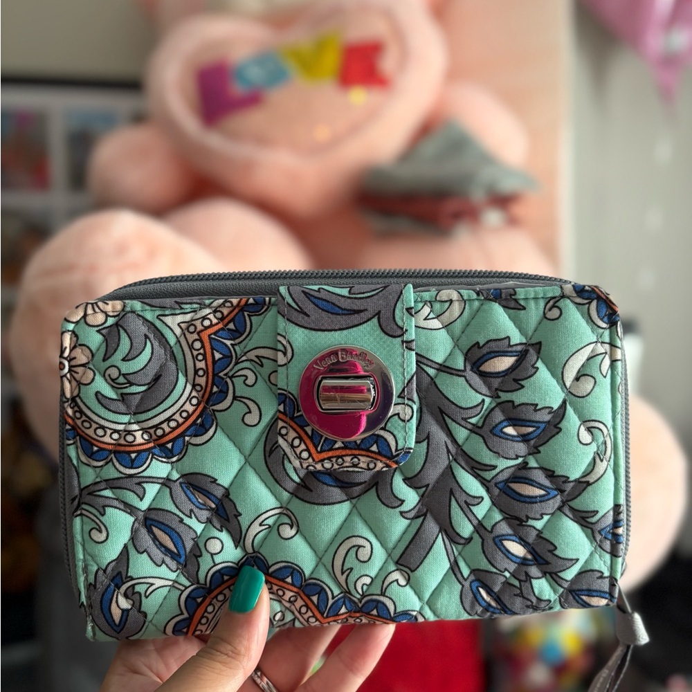 Stylish Quilted Women's Bag - Green Paisley